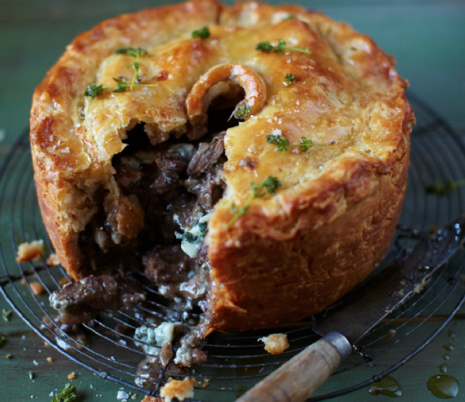 BEEF & STILTON PIE